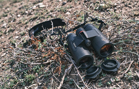 Bushnell Nitro 10X42 Black Binoculars / Verrekijker