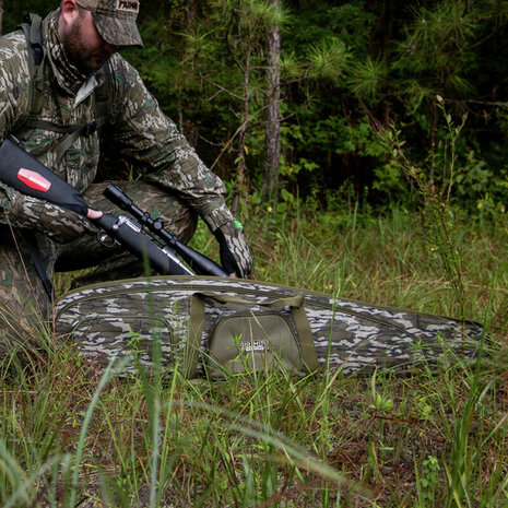 Primos Rifle Case - Mossy Oak Bottomland 