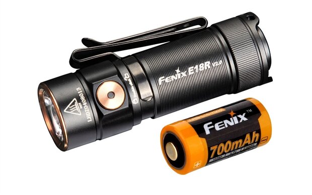 Fenix E18R V2.0 compacte Zaklamp